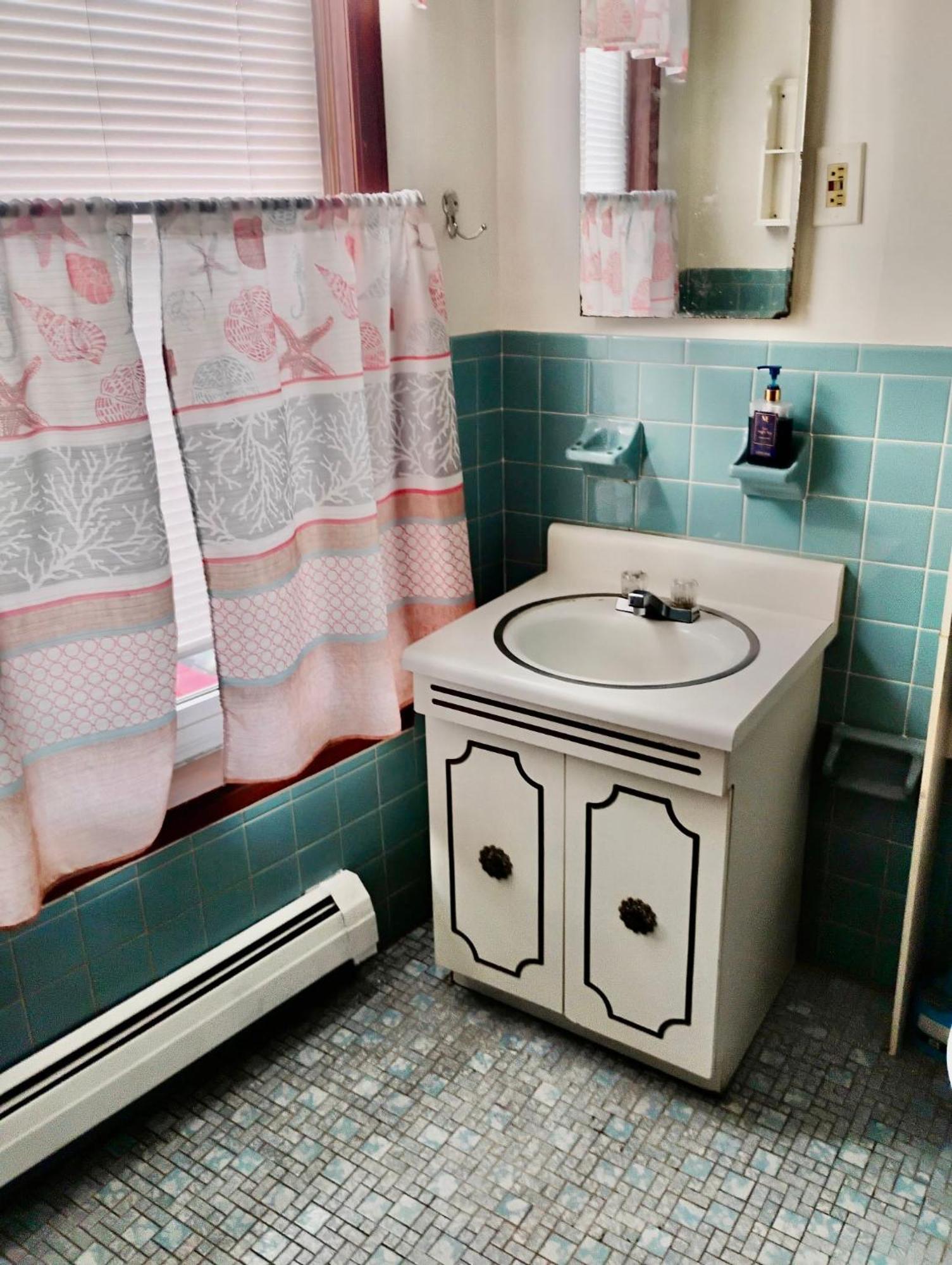 Penn Station Room Motel Casa Newark Buitenkant foto